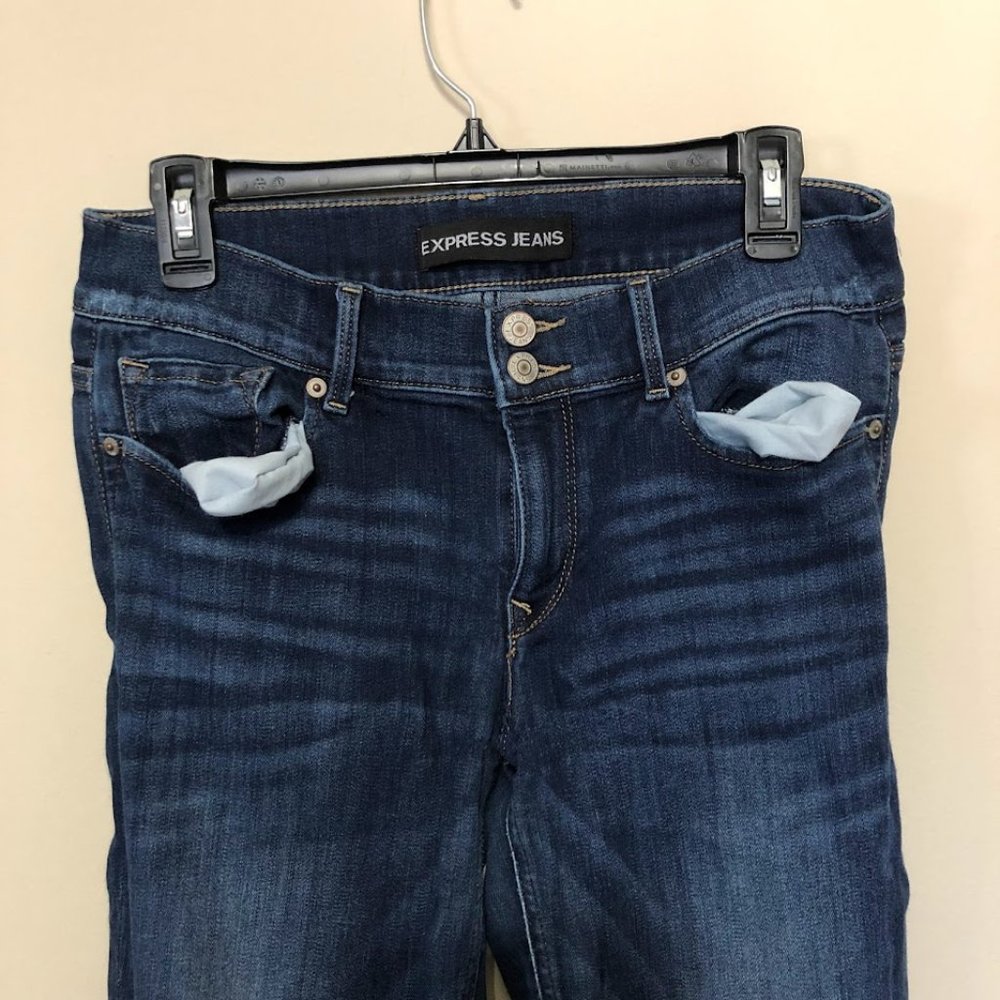 Express Cropped Mid Rise Jeans - Picture 7 of 7